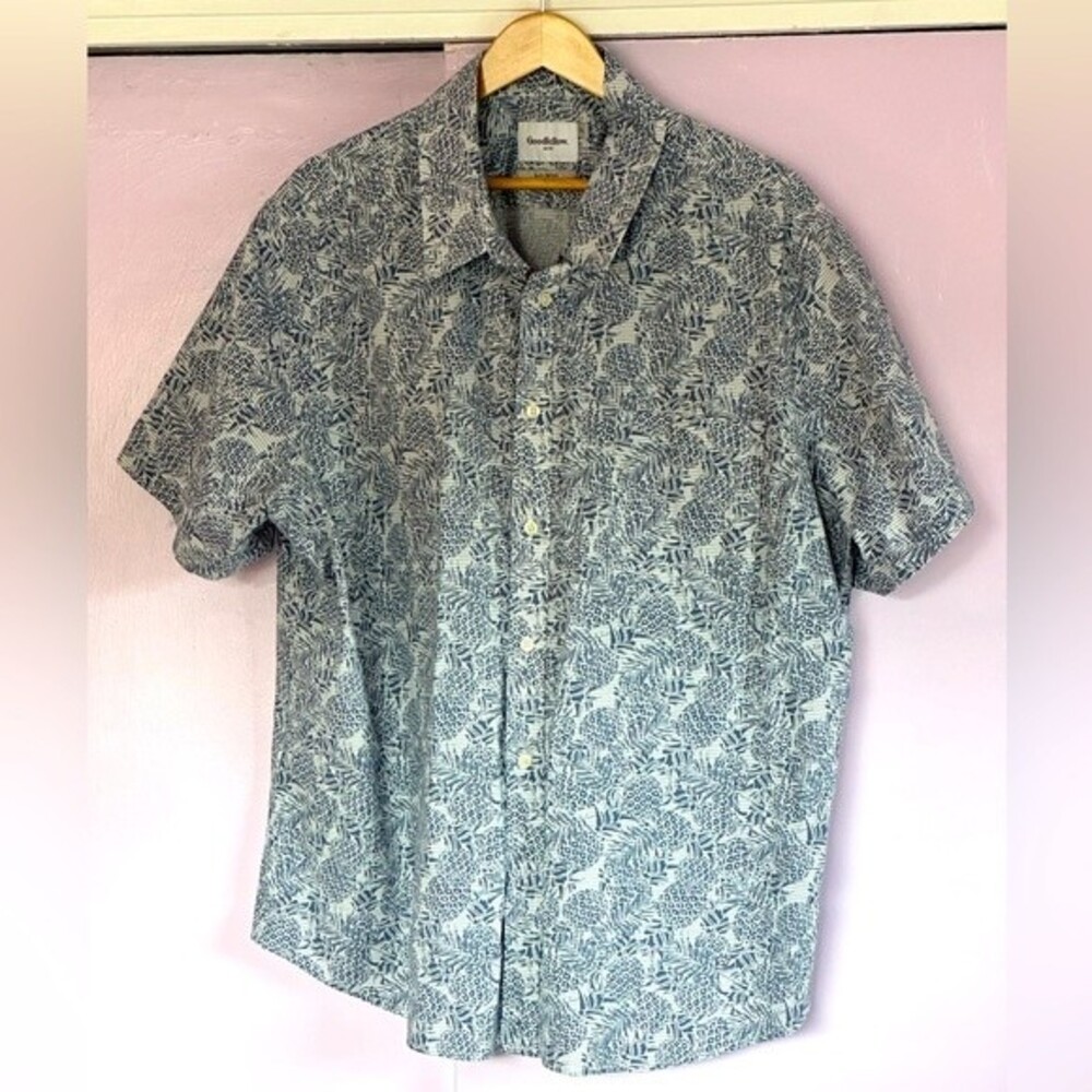 GoodFellow & Co Men’s Pineapples Button Down Shirt Sz 2 XL SLIM White/Bl…